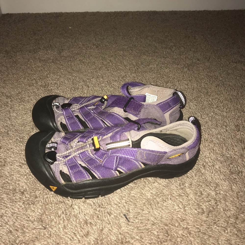 Water/hiking shoes